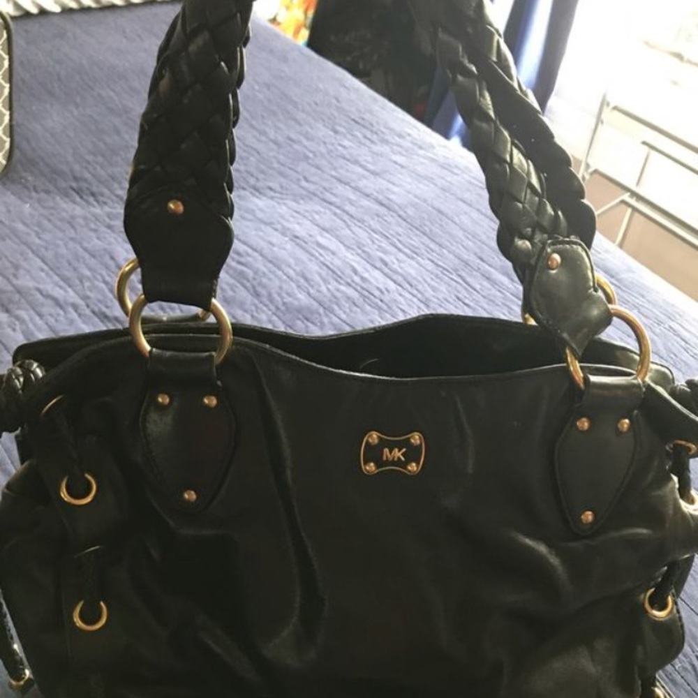 Leather purse